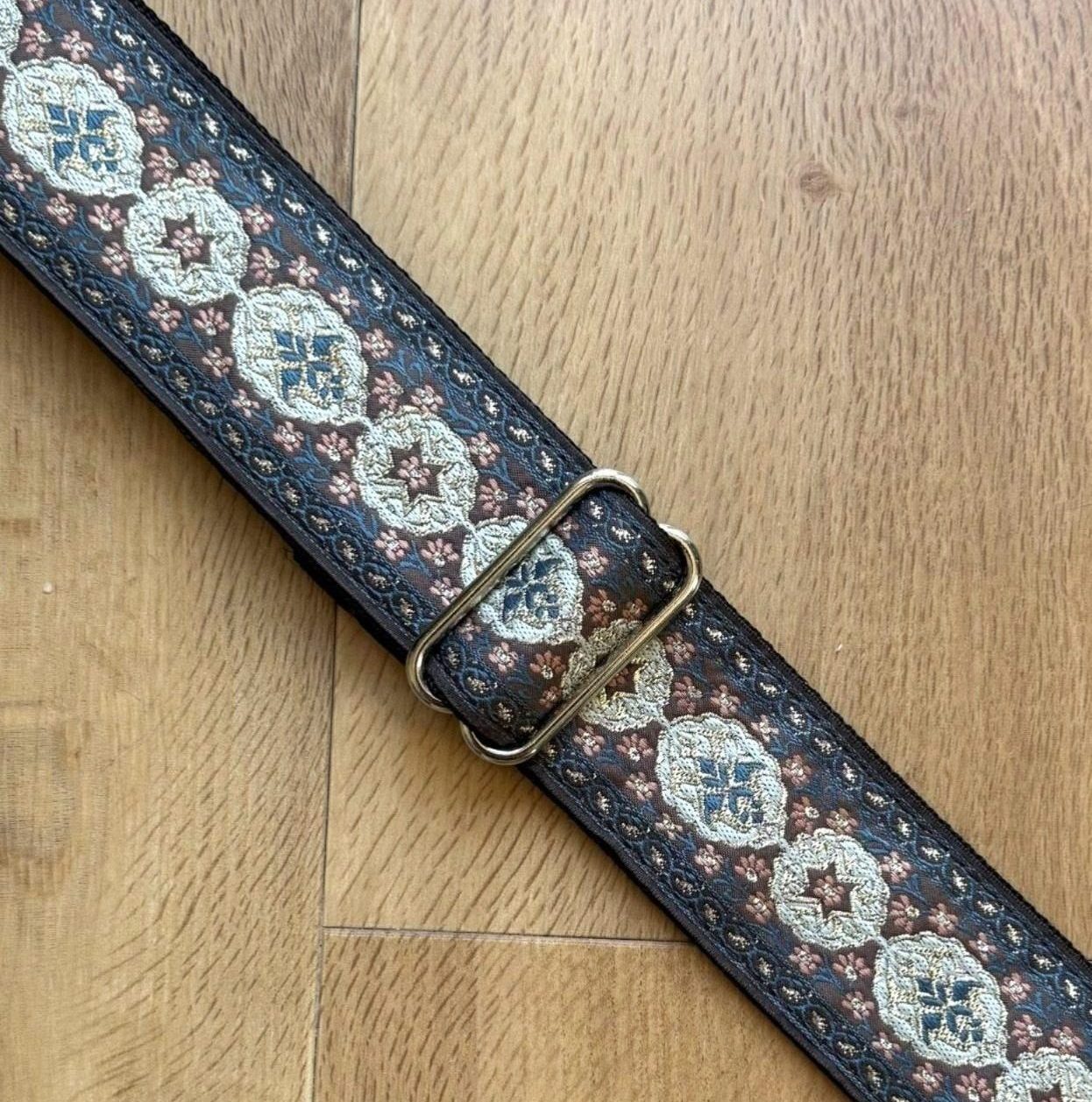 2” Jacquard Guitar Strap - Ornate Chocolate Brown